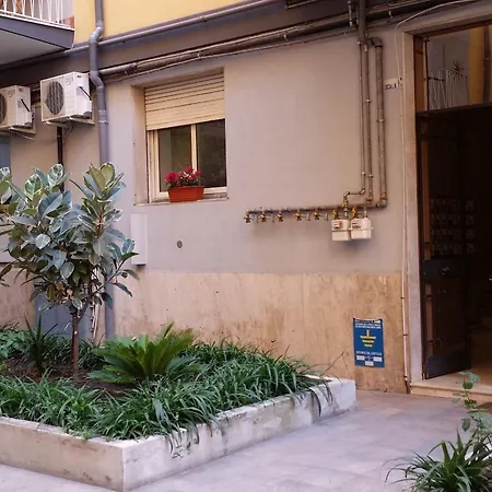 Casa Valeria 4* 카타니아