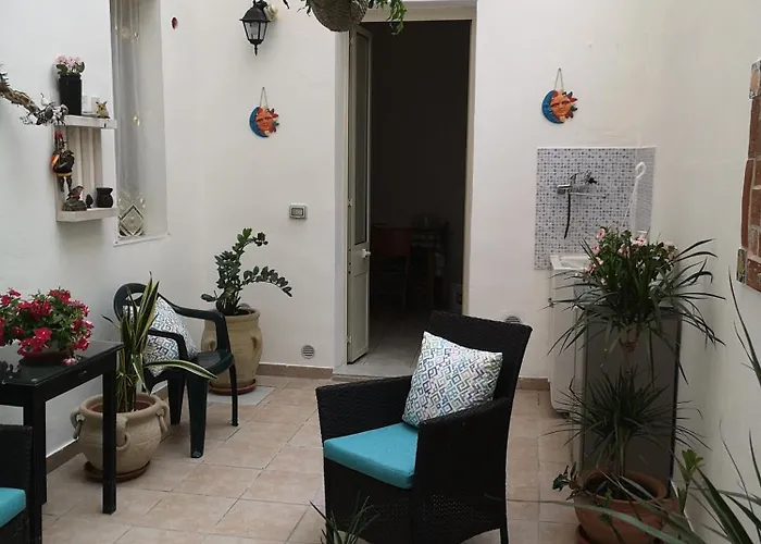 לינה וארוחת בוקר Casa Valeria קטאניה