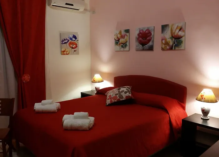 לינה וארוחת בוקר Casa Valeria 4*