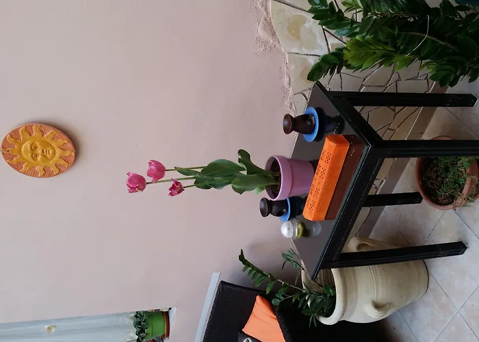 לינה וארוחת בוקר Casa Valeria 4*