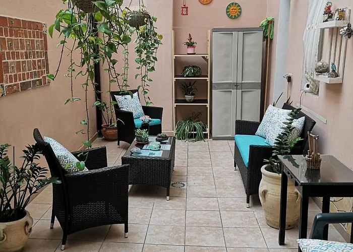 לינה וארוחת בוקר Casa Valeria קטאניה